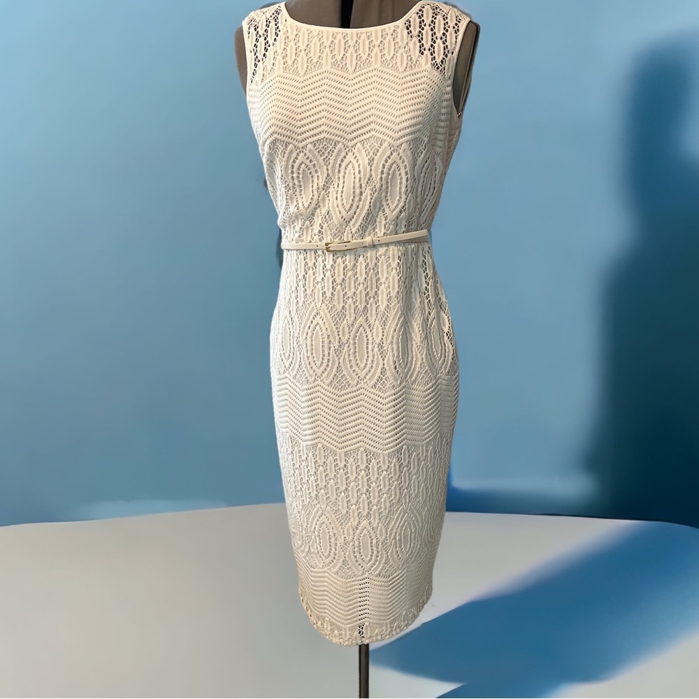 Size 4 white lace ellen Tracy sheath dress with belt worn once
